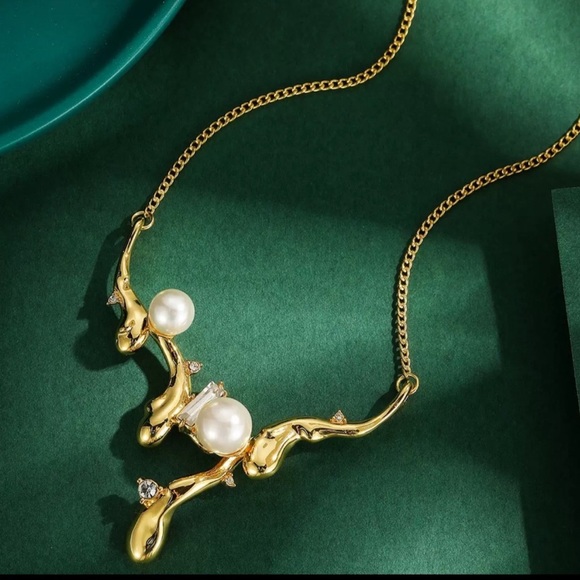 Alexis Bittar Crystal & Pearl Filigree Bib Necklace - Picture 6 of 7